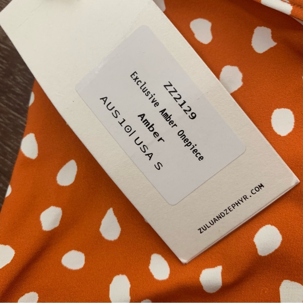 Zulu & Zephyr Womens Amber orange polka dot one piece swimsuit S NWT - Picture 8 of 10